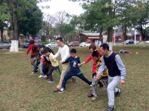 幸福初冬，東莞松湖生態(tài)園迎來(lái)光明小學(xué)五年級(jí)兄弟班親子戶(hù)外活動(dòng)